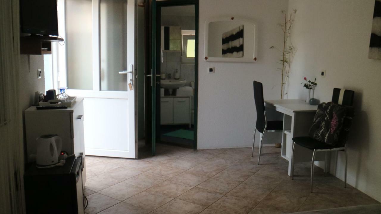 Rooms And Apartments V&M Murine Luaran gambar
